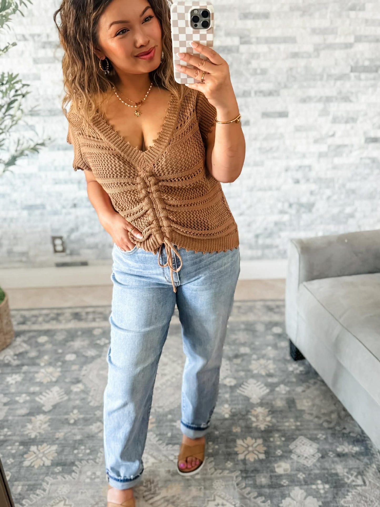 FRONT RUCHED SWEATER KNIT TOP in SAHARA