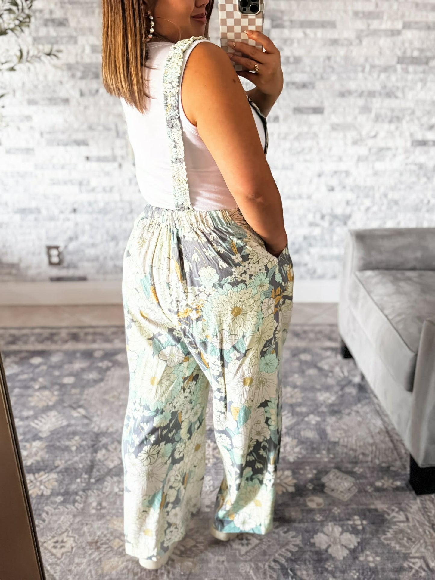 LINEN GARDEN SAGE FLORAL CROPPED OVERALLS
