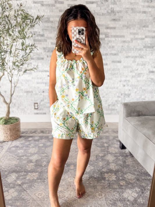 SUNDAY LATTICE RUFFLE SET