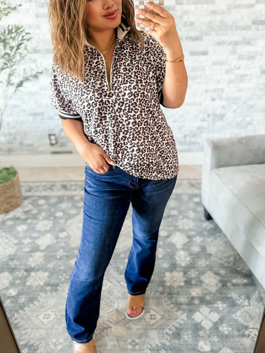 COLLARED LEOPARD TOP w/ ZIP FRONT