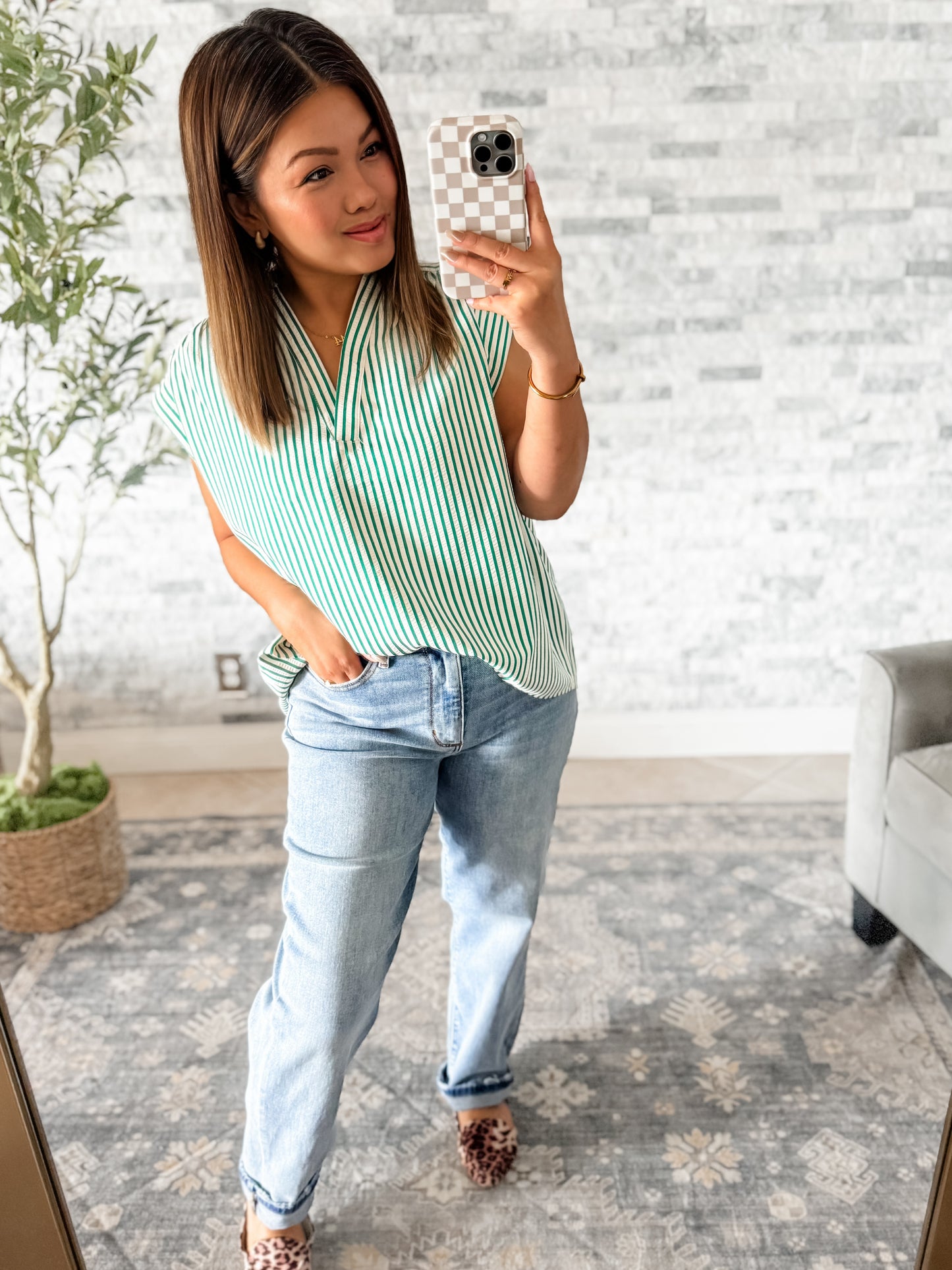 FRESH PICK STRIPED SLEEVELESS WOVEN V NECK TOP