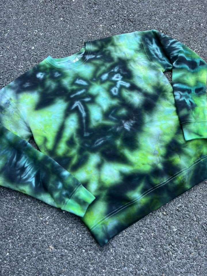 *PREORDER* ELECTRIC GREEN & BLACK ICE DYE - NINE OPTIONS