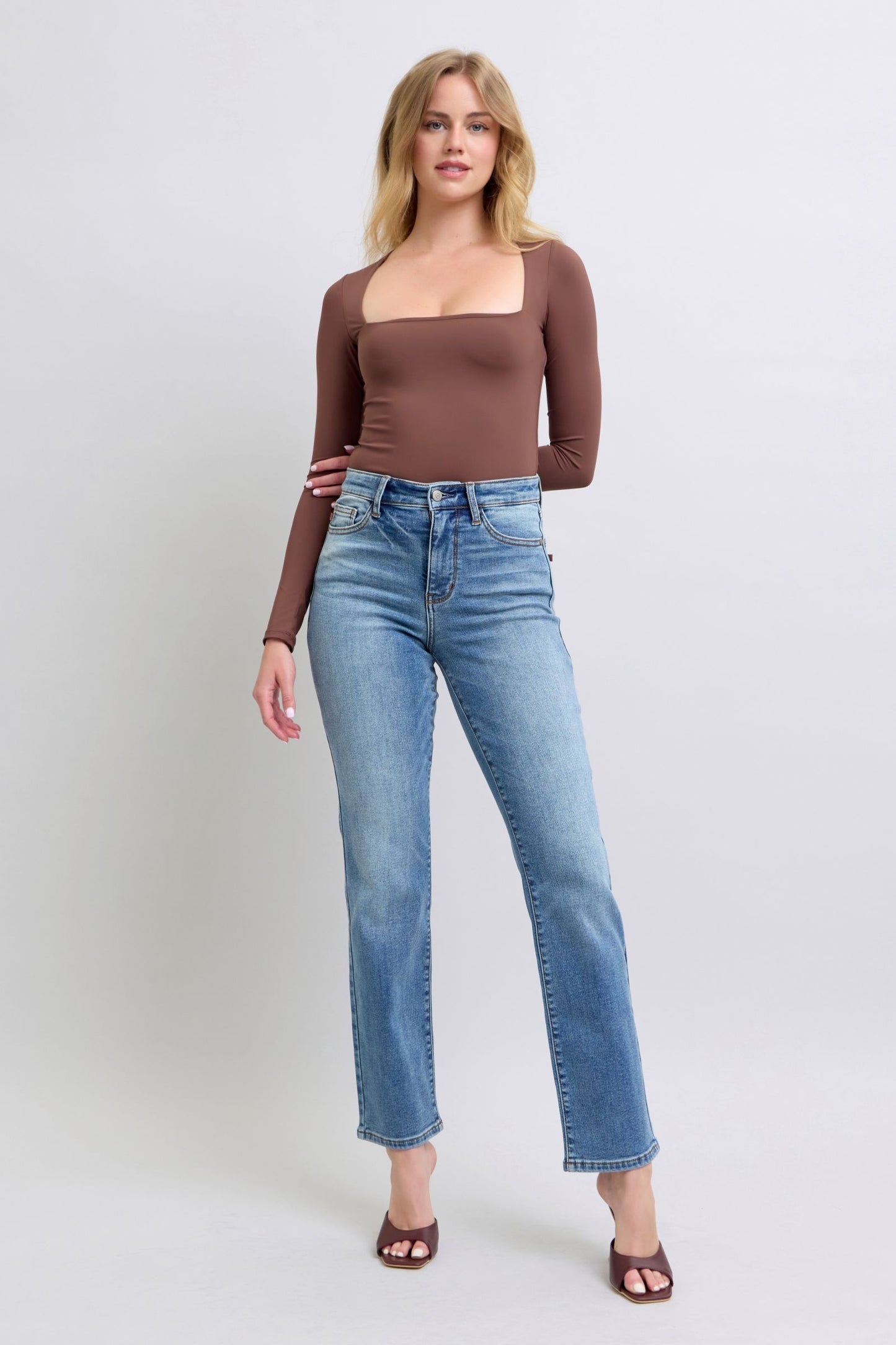 JUDY BLUE VINTAGE WASH STRAIGHT LEG JEANS w/ THERMAL LINING