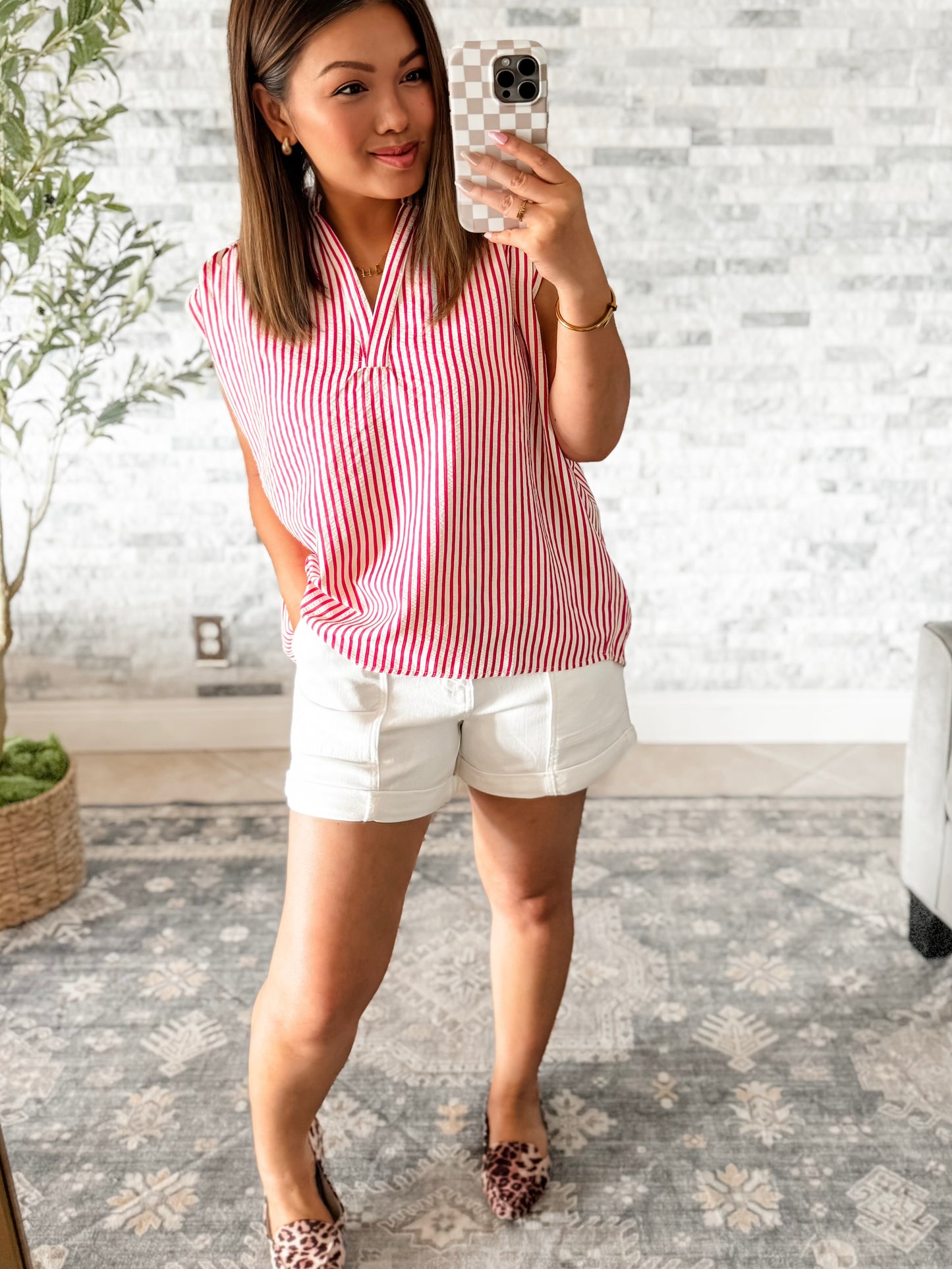 STRAWBERRY STRIPE SLEEVELESS WOVEN V NECK TOP