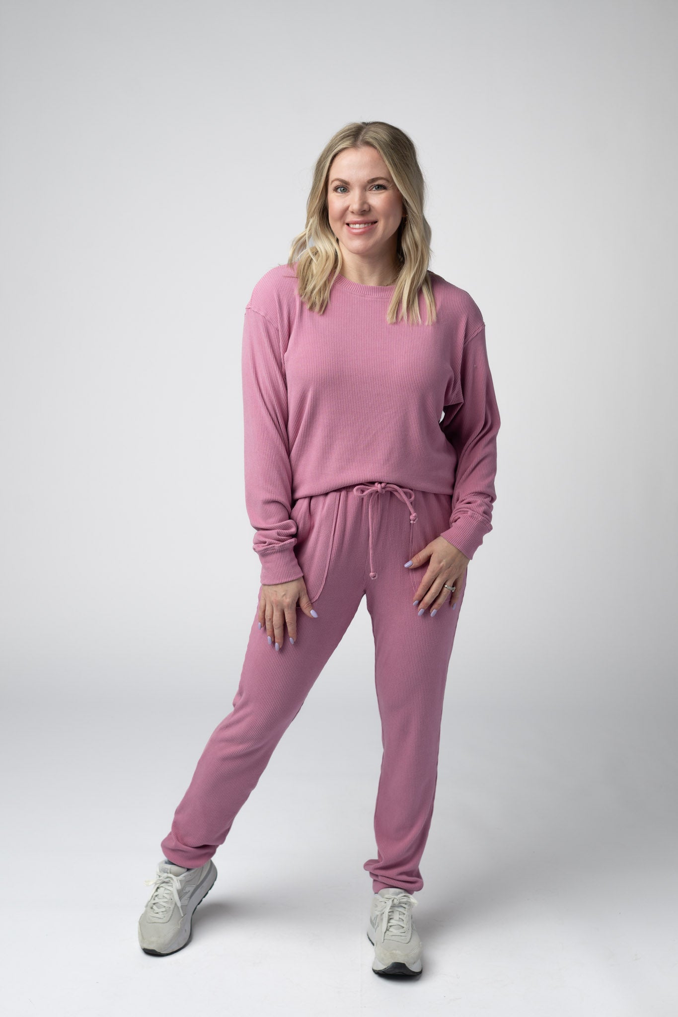 CORRINE RIBBED BRUSHED HACCI PULLOVER - ROSE