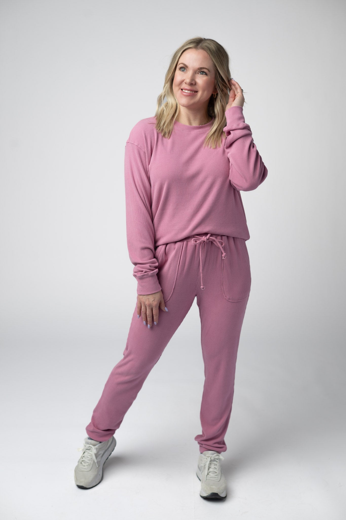 CORRINE RIBBED BRUSHED HACCI PULLOVER - ROSE