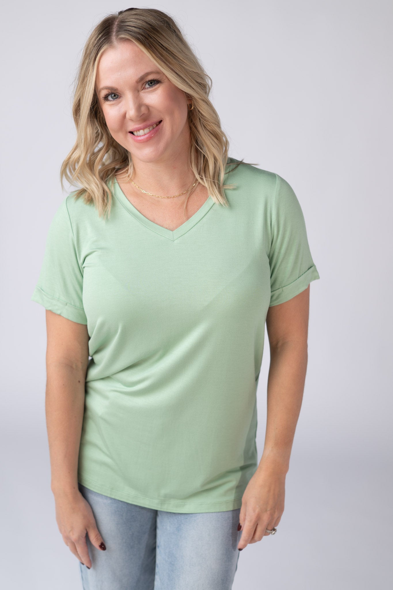 SOPHIE V NECK TEE - SEAFOAM GREEN