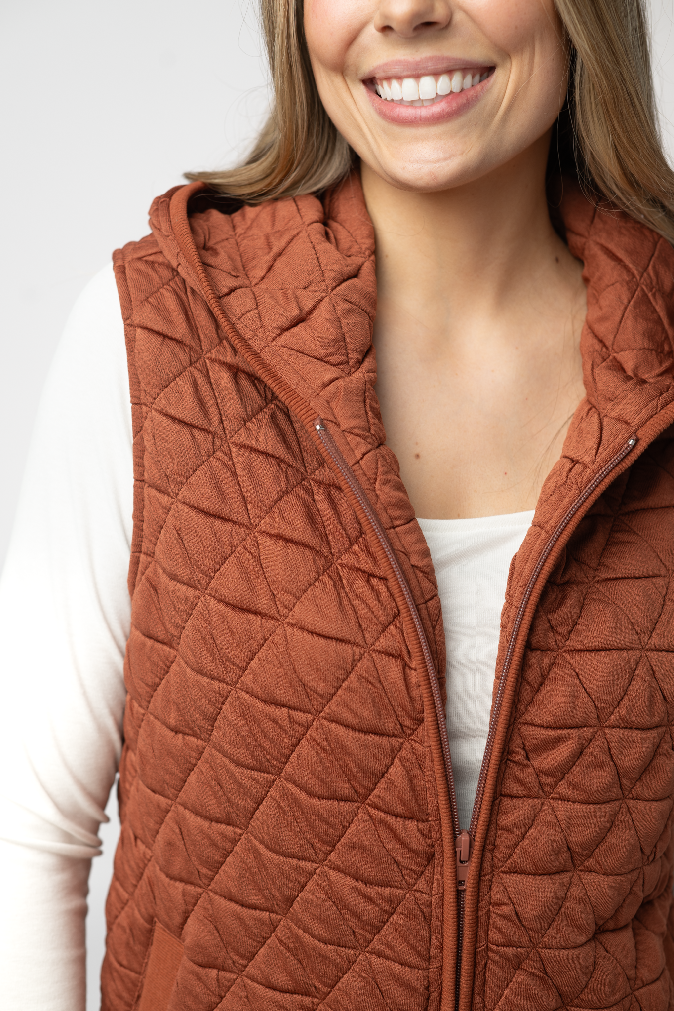 PREBOOK Heather Geometric Hooded Vest - Rust