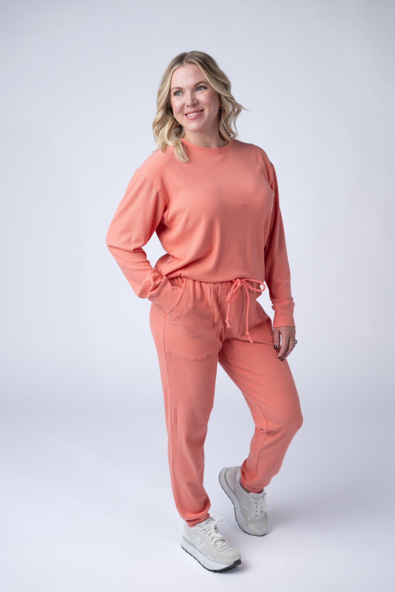 CORRINE RIBBED BRUSHED HACCCI PULLOVER - CORAL