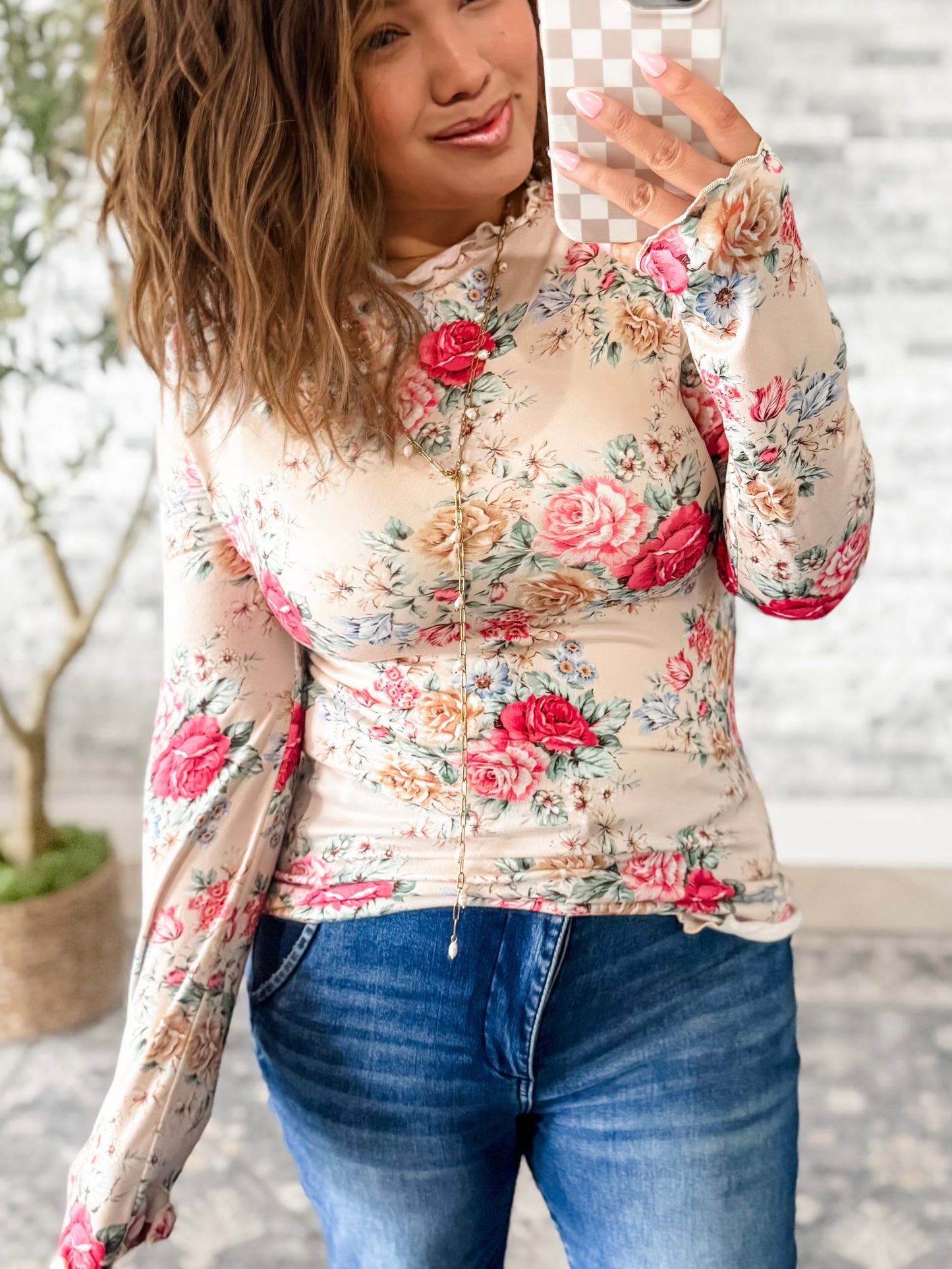 VINTAGE PETALS OATMEAL LONG SLEEVE TOP