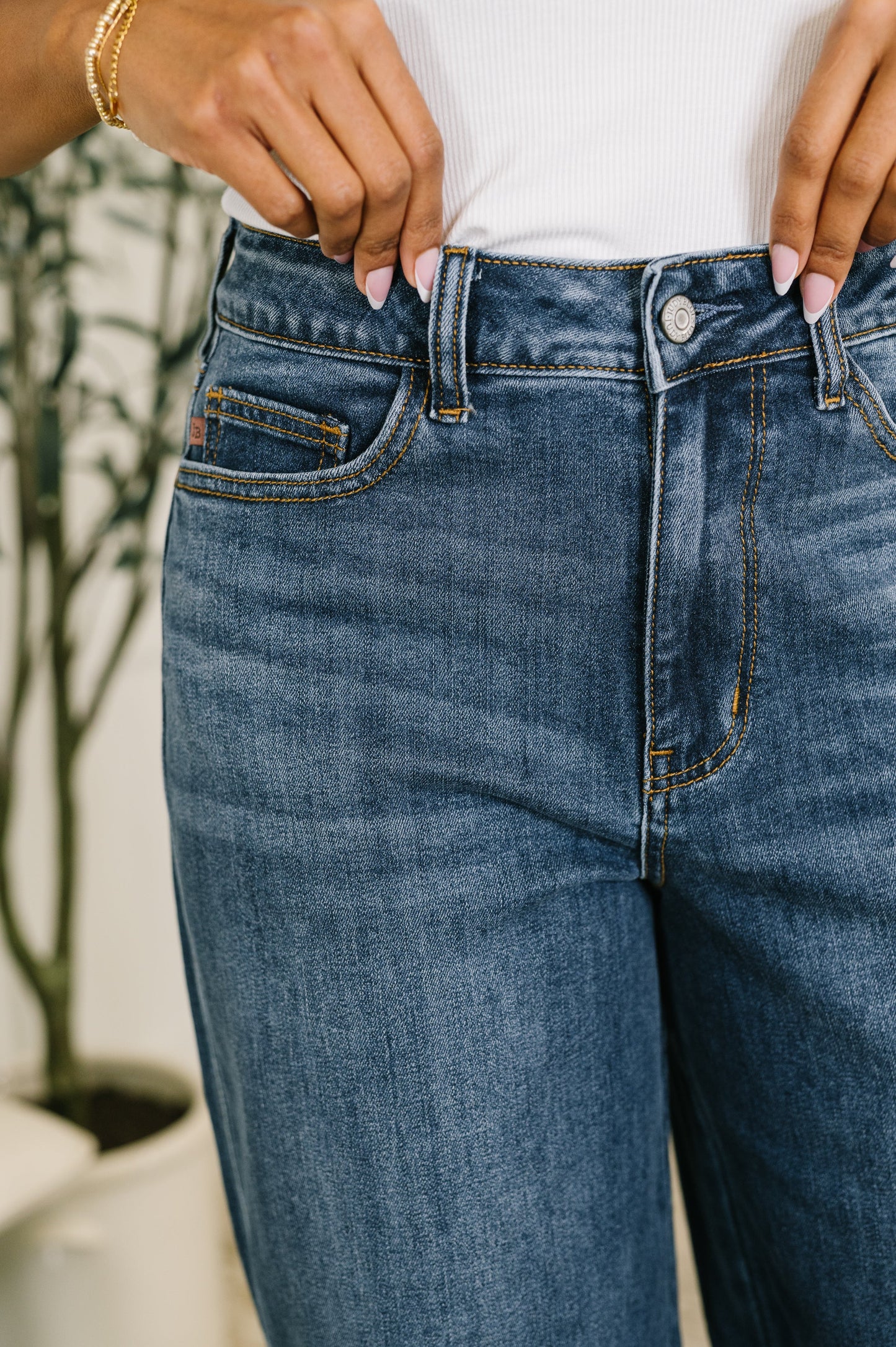 JUDY BLUE HIGH RISE DARK BAGGY JEANS