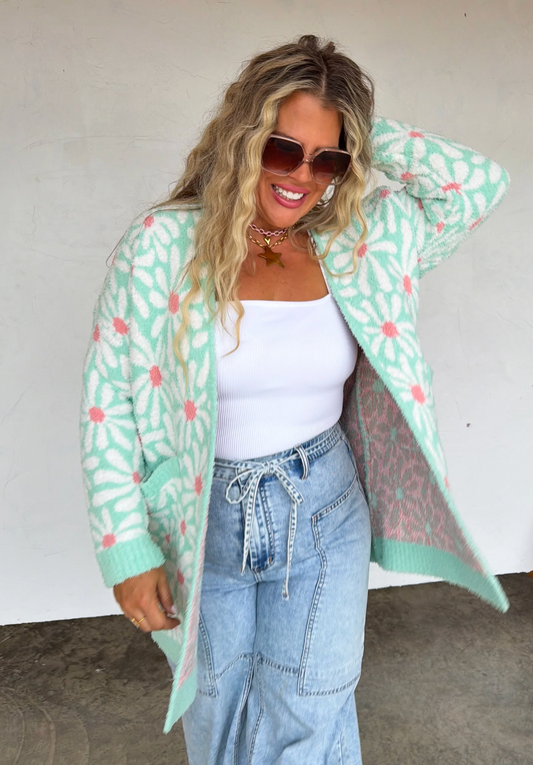 MINT DAISY CLOUD CARDIGAN