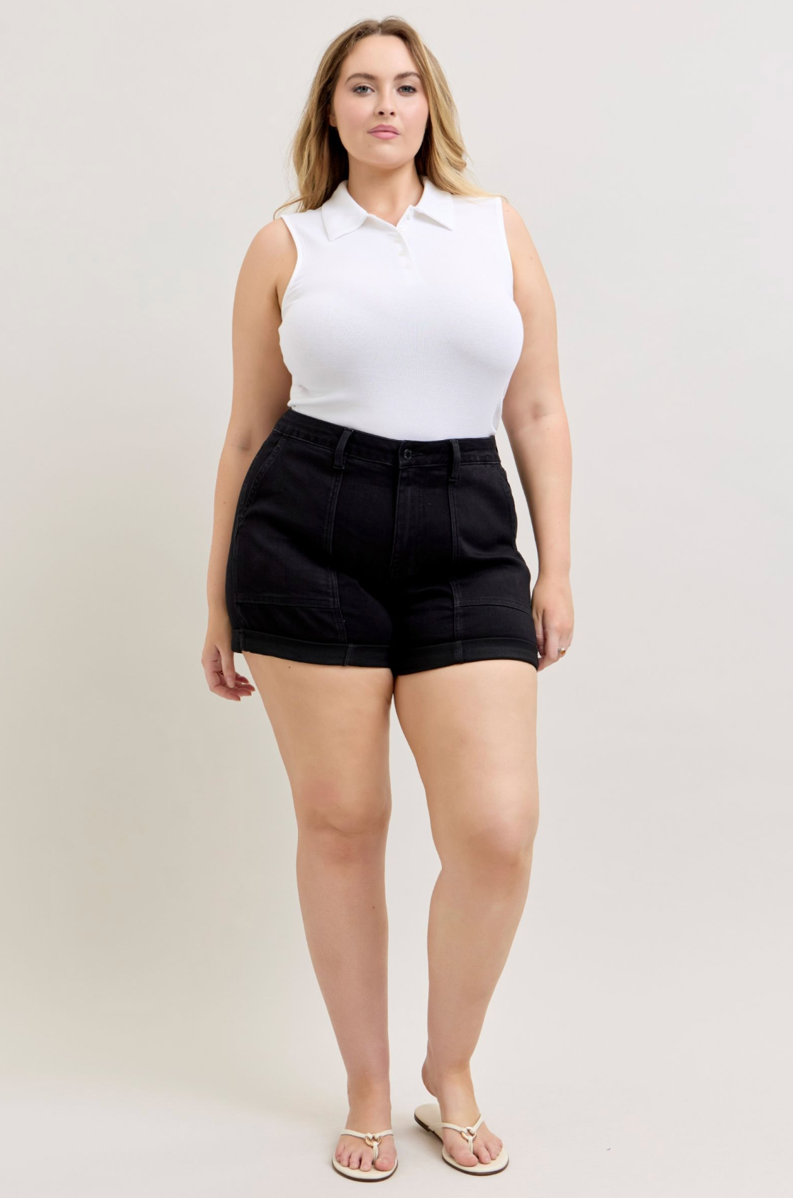 JUDY BLUE WEEKENDER SHORTS in BLACK