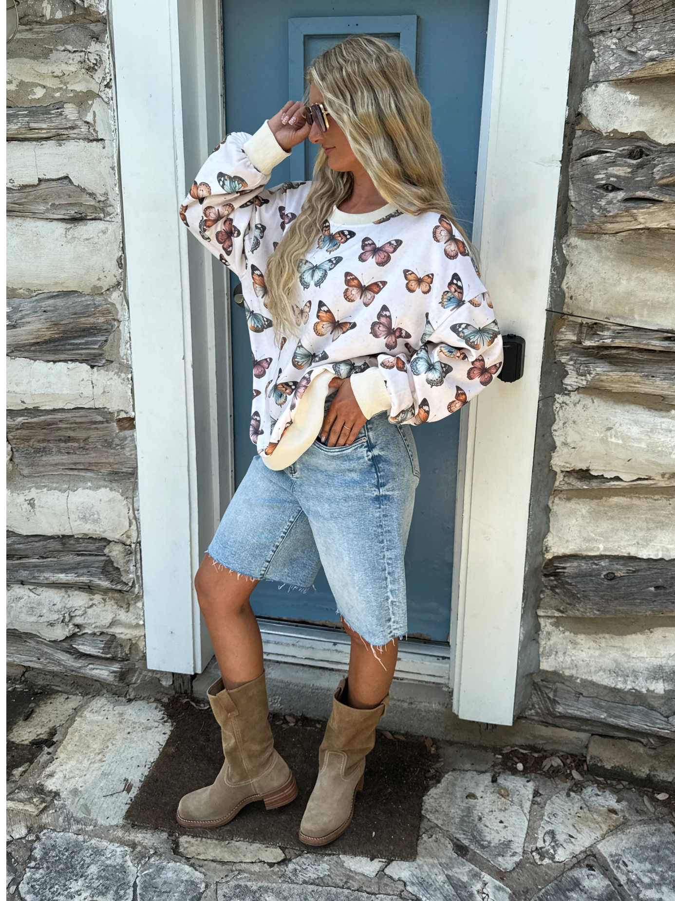 *PREORDER* BUTTERFLY SEASON PULLOVER SWEATSHIRT