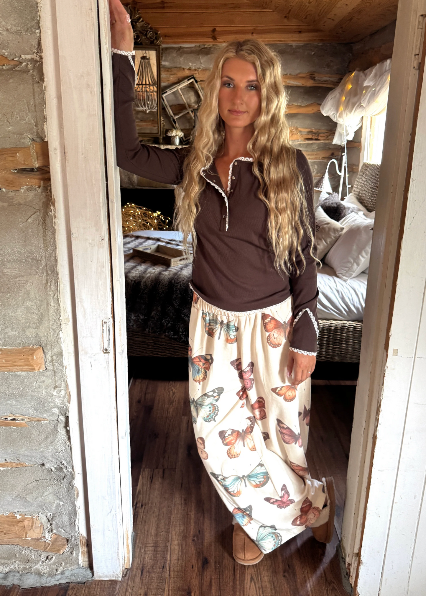 *PREORDER* CAMO & BUTTERFLIES DRIFT AWAY JOGGERS