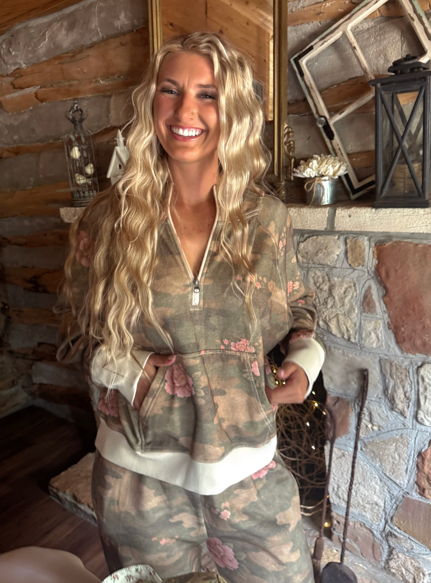*PREORDER* CAMO & BUTTERFLIES EASY DOES IT PULLOVER