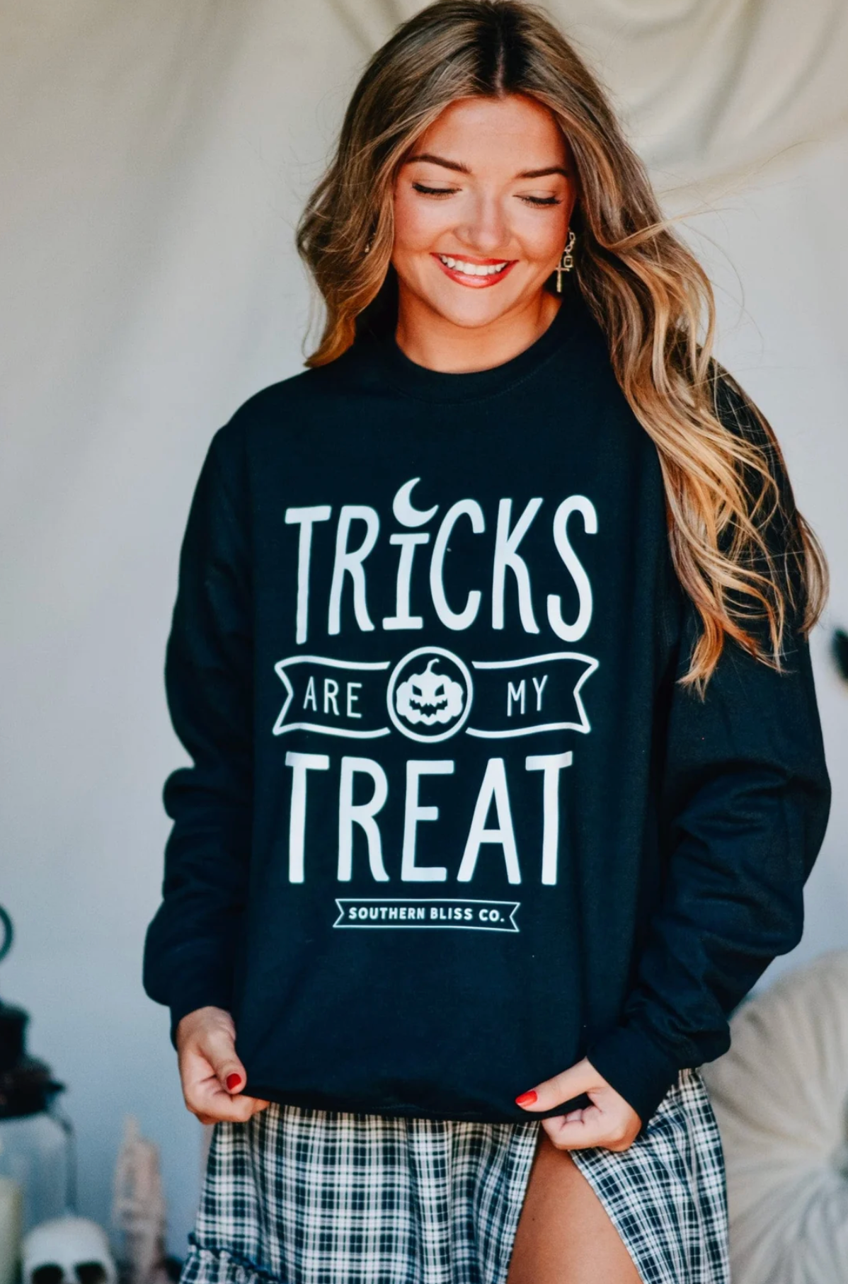 *PREORDER* TRICKS ARE MY TREAT PULLOVER