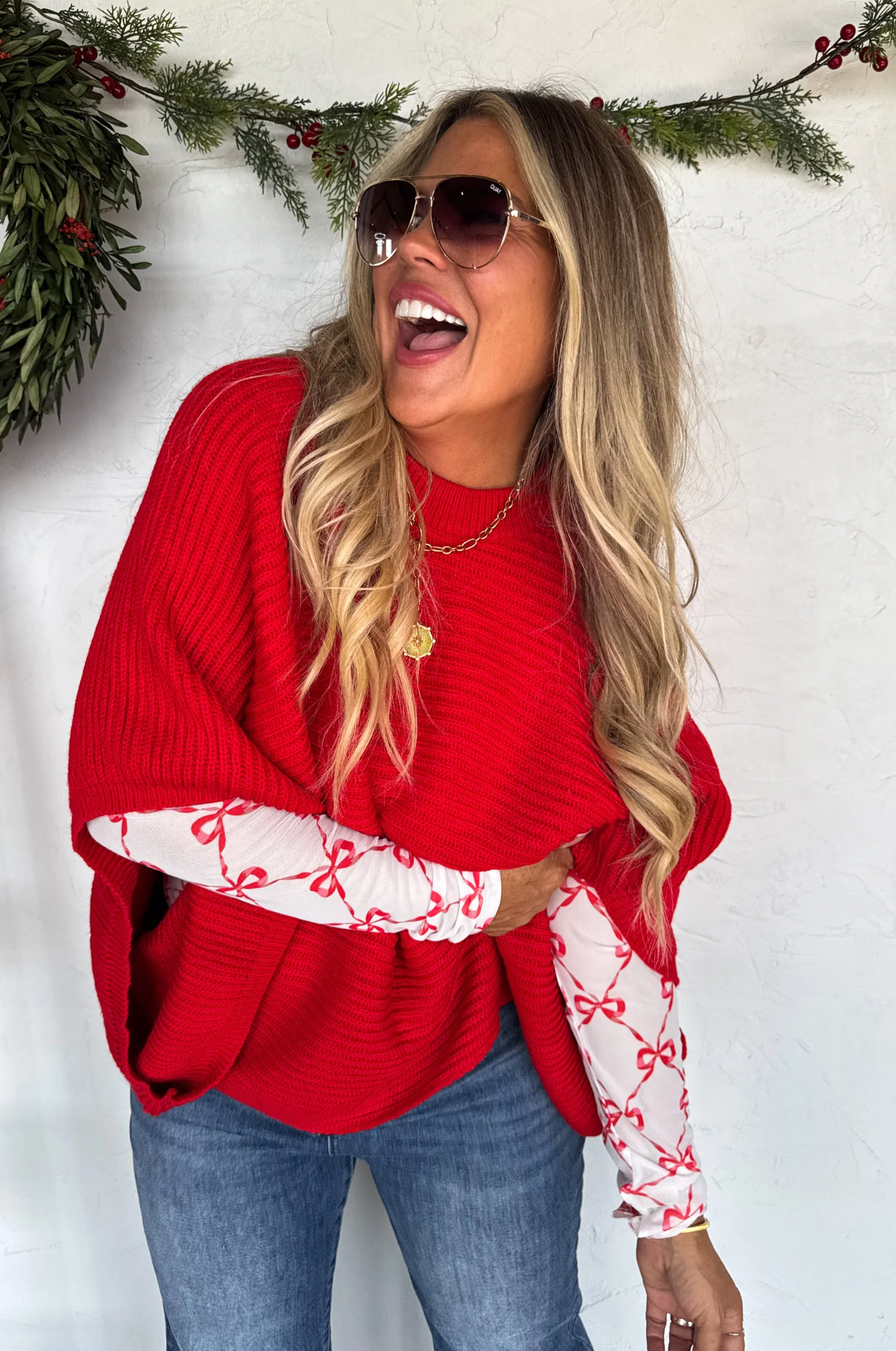 MEG PULLOVER PONCHO - RED
