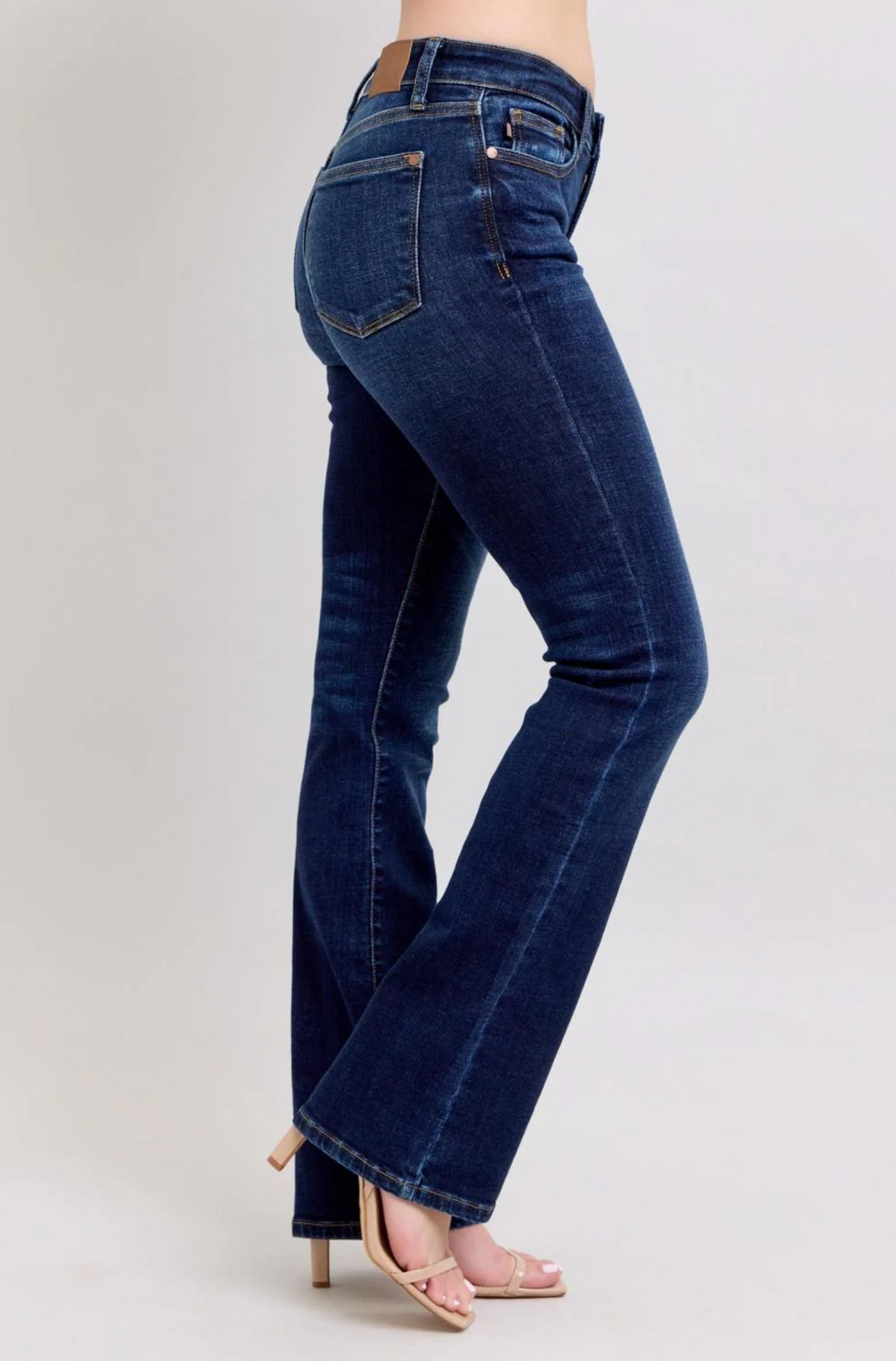 JUDY BLUE PETITE MID RISE DARK WASH BOOTCUT JEANS