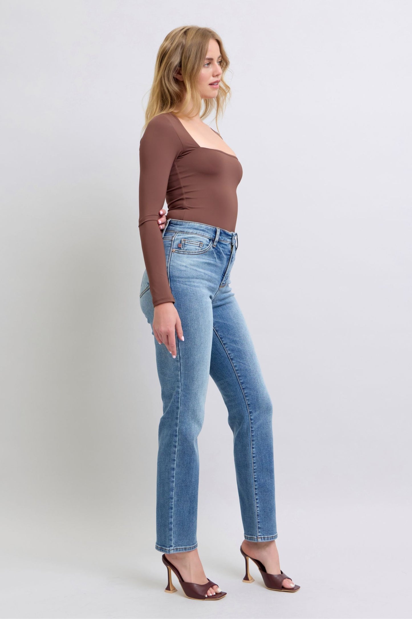 JUDY BLUE VINTAGE WASH STRAIGHT LEG JEANS w/ THERMAL LINING